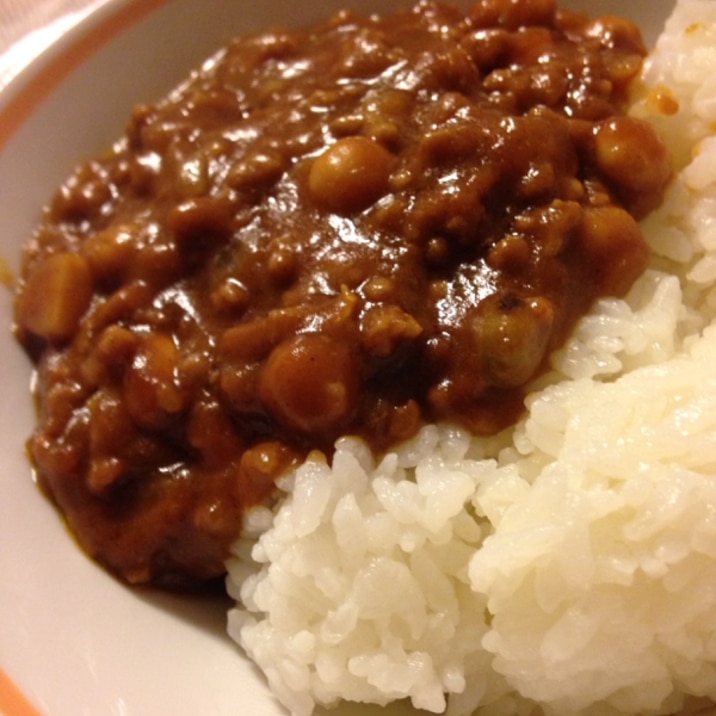 ひき肉と豆のカレー